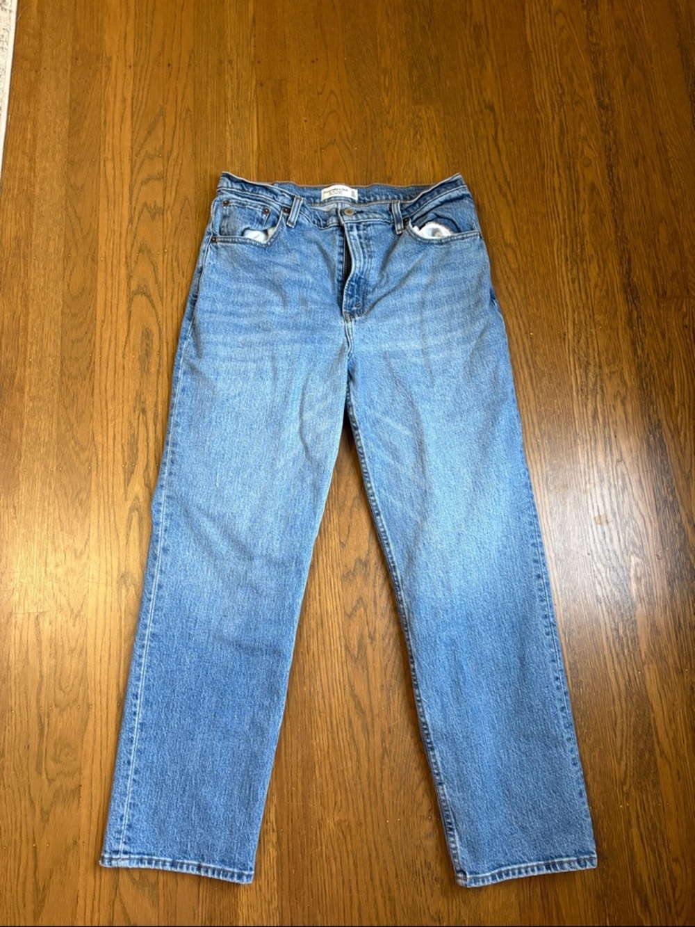 Abercrombie & fitch The '90s Straight Ultra High Rise size 31/12